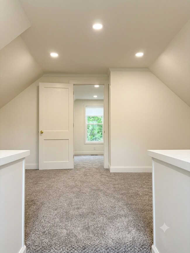 Foto del edificio - 4028 Harper Ave