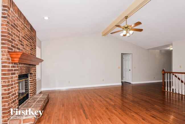 Building Photo - 579 Prentice Dr