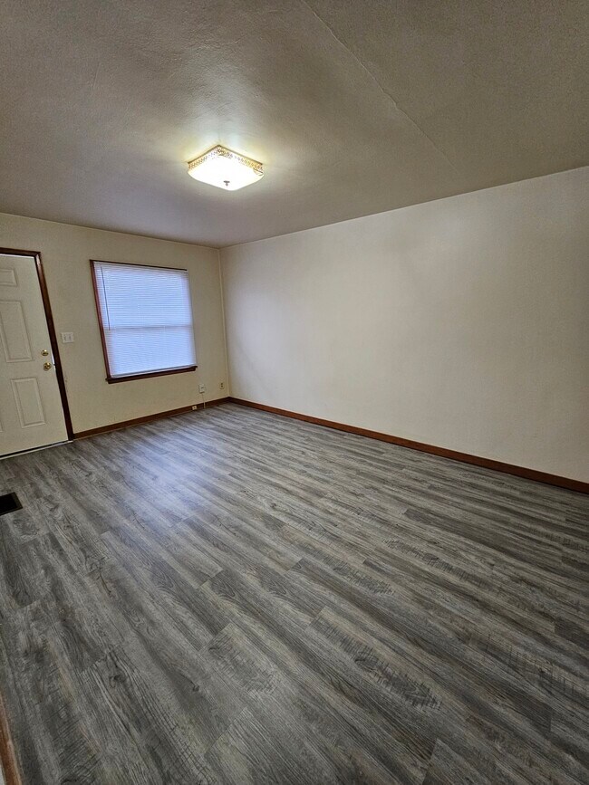 Foto del edificio - 3119 Jefferson St