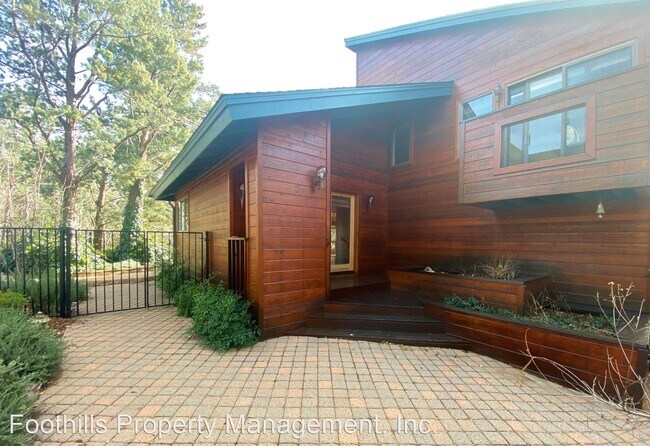 Building Photo - 2 br, 2 bath House - 40 Cypress Court