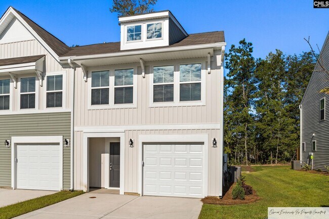 Building Photo - 441 Pepperbush Ln