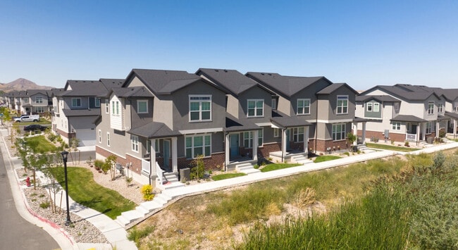 Building Photo - Gabler's Grove
