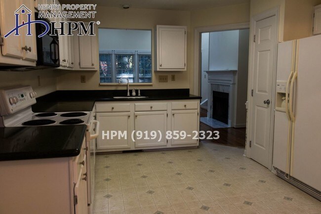 Foto del edificio - 103 Heatherwood Dr