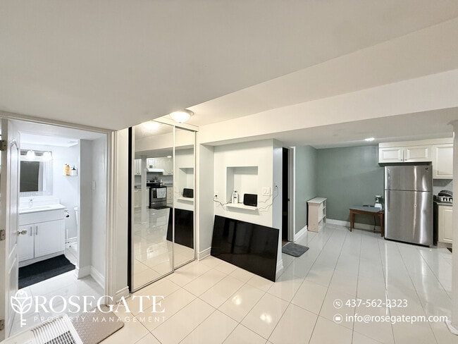 Building Photo - Cozy 2-Bedroom Basement Apartment in Markham!