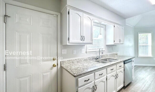 Foto del edificio - 4608 S Berrypick Ln