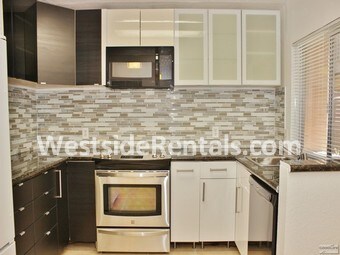 Foto principal - 7980 Mission Center Ct