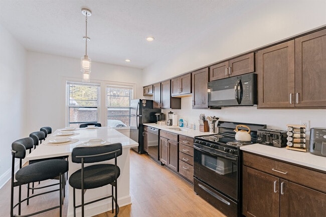 Foto del edificio - 11333 Bellflower Rd