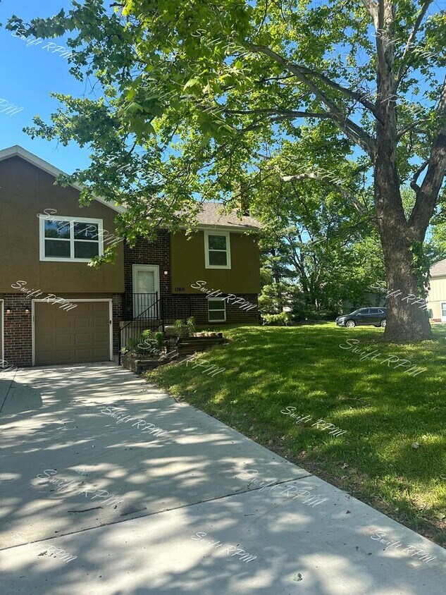 13415 W 60th St, Shawnee, KS 66216 Townhome Rentals in Shawnee KS