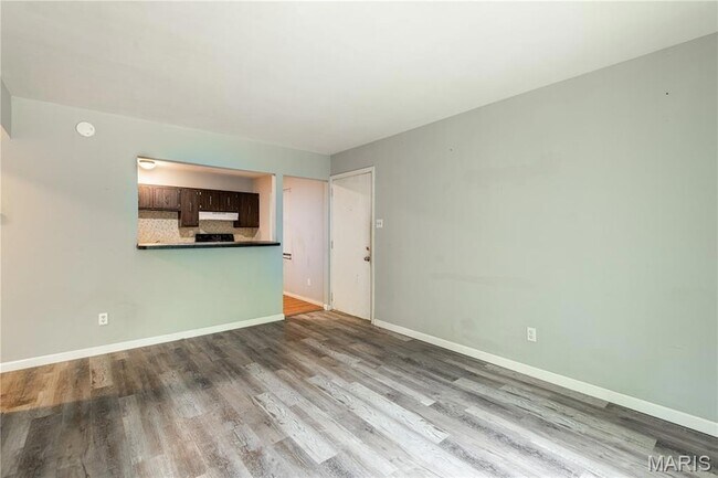 Foto del edificio - 3004 Pembroke Ln