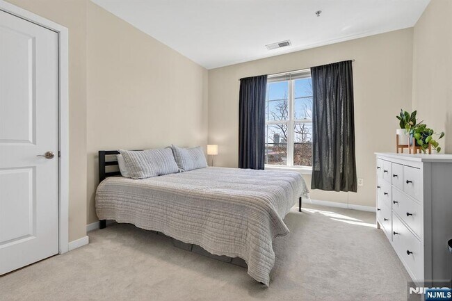 Foto del edificio - 443 2nd St