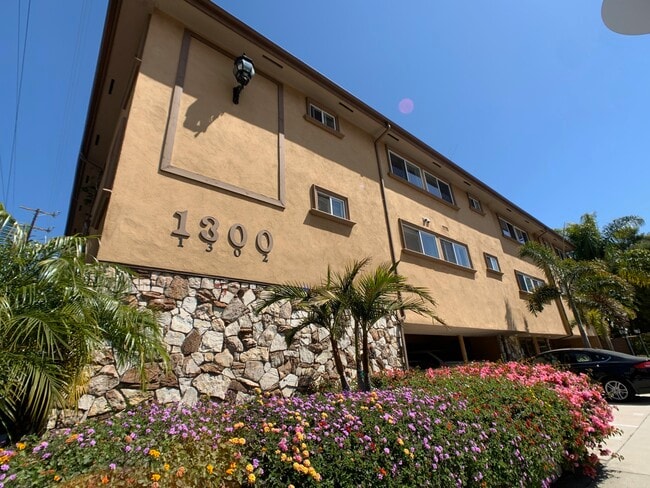 Building Photo - 1300 S Barrington Ave
