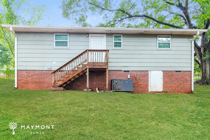 Foto del edificio - 408 Richcreek Rd