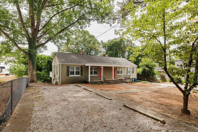 Primary Photo - 135 Gran Ellen Dr