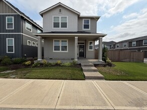 Building Photo - 4112 SE 83rd Ave