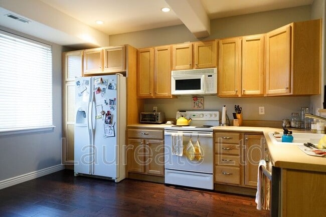 Building Photo - 2767 W Riverwalk Cir
