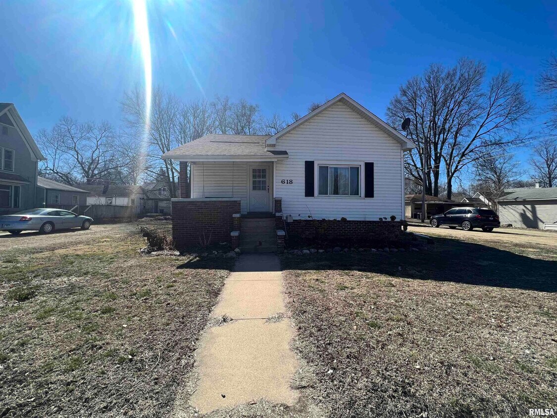 Foto principal - 618 5th St