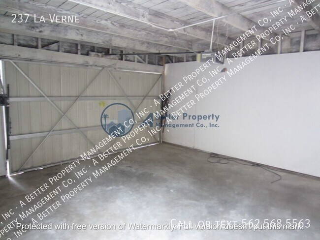 Foto del edificio - BELMONT HEIGHTS 2BED HOUSE w/PLANK HARDWOO...