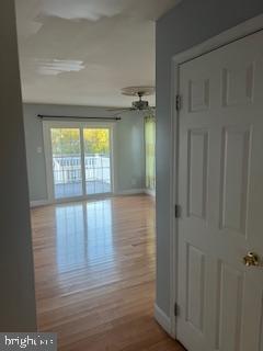 Building Photo - 889 Evergreen Cir