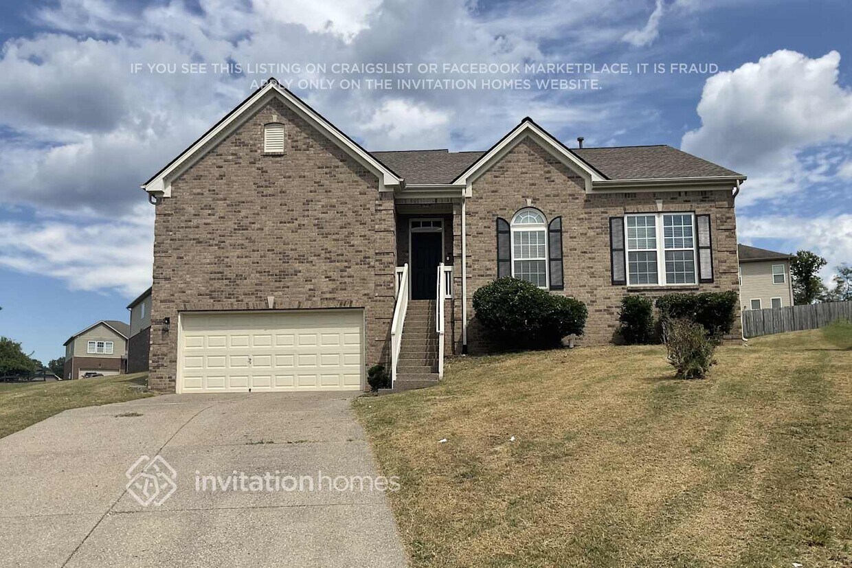 Primary Photo - 2201 Oaklawn Ct