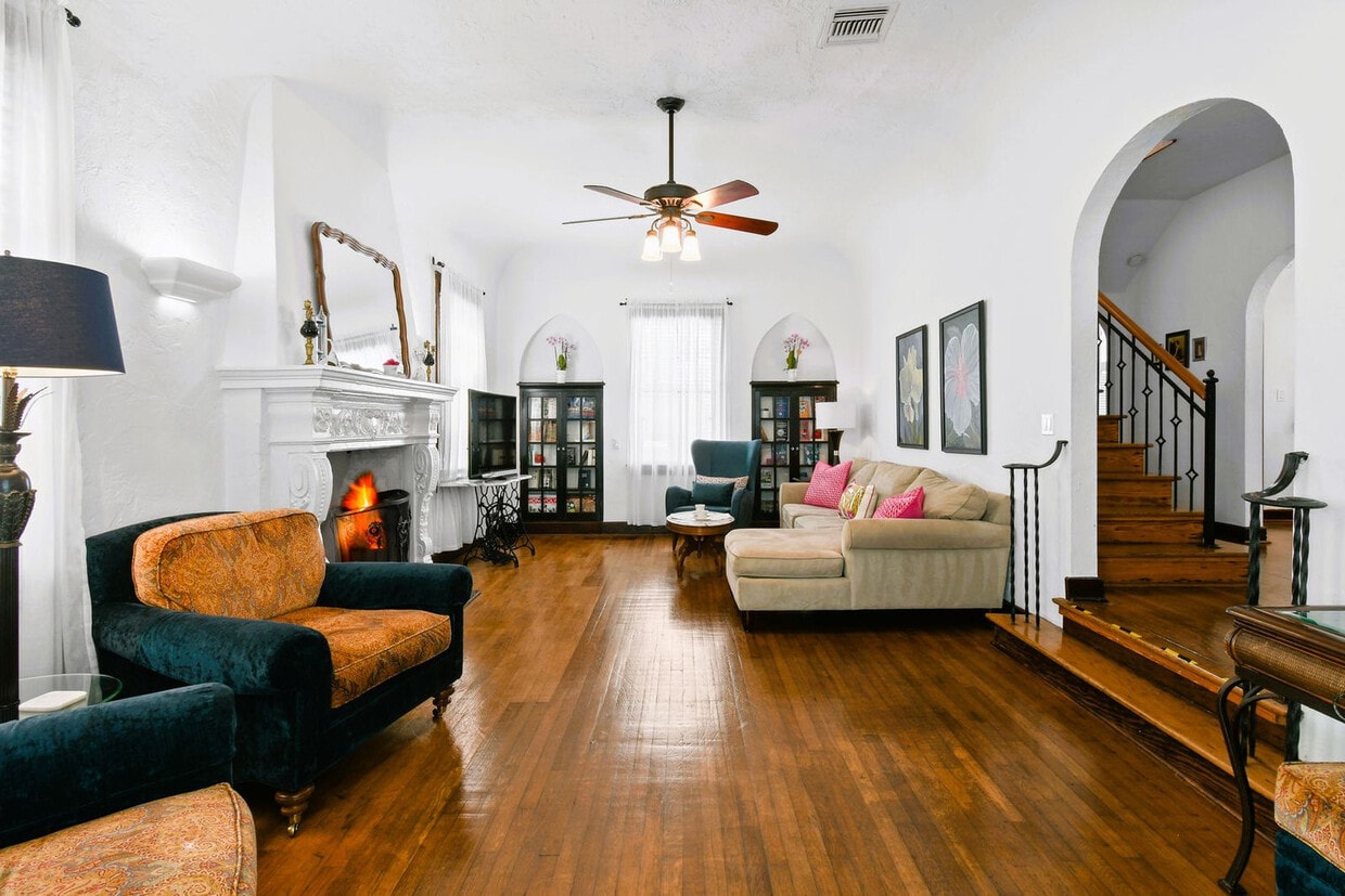 Foto principal - 414 Lake Shore Dr