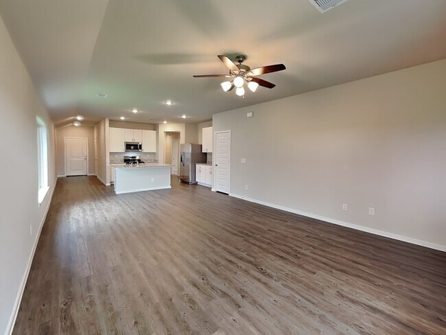 Foto del edificio - 17331 Roxboro Ln