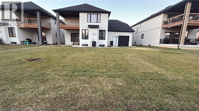 Photo du bâtiment - 193 Whelan Ave