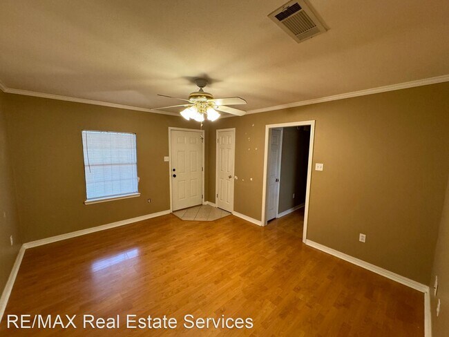 Building Photo - 3 br, 1.5 bath House - 437 Cherry Oak