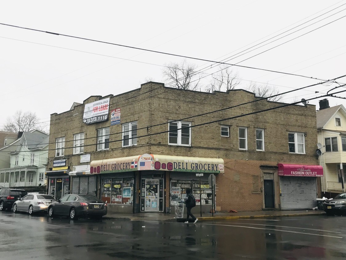 Foto principal - 163 Elm St