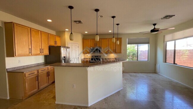 Foto del edificio - 6814 W Lariat Ln