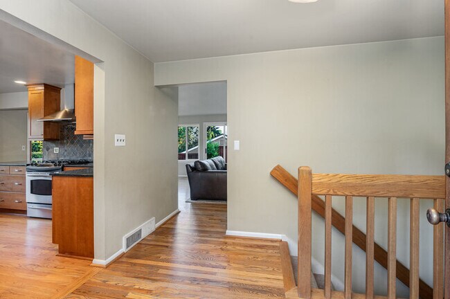 Photo - 16719 39th Pl NE House