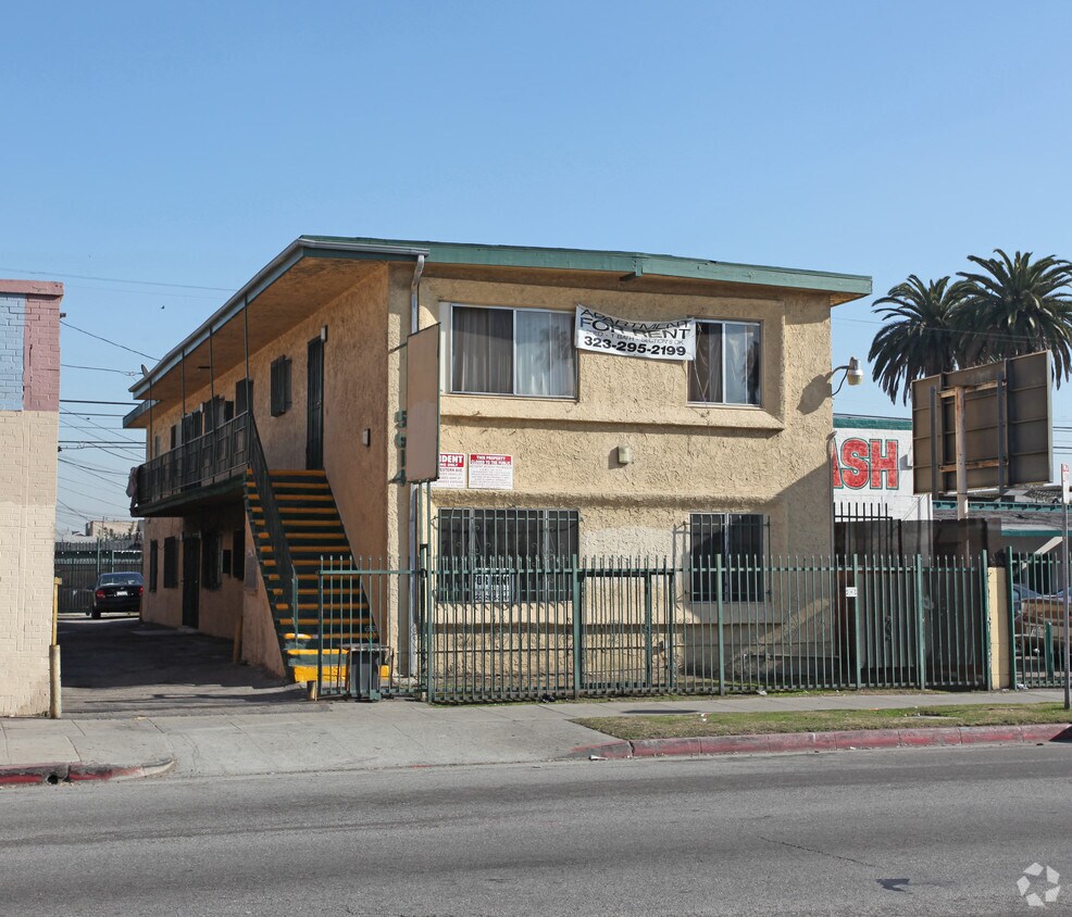 Building Photo - 5614 Western Ave