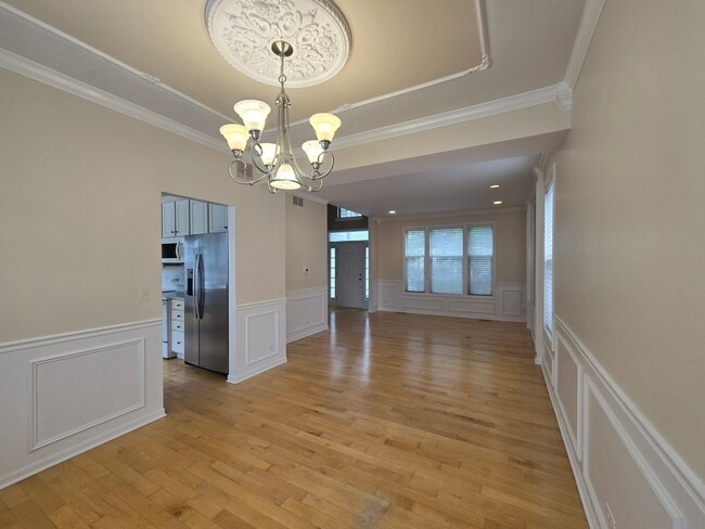 Building Photo - 217 Lexington Ct