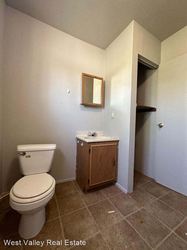 Building Photo - 1 br, 1 bath House - 502 Lucard Street