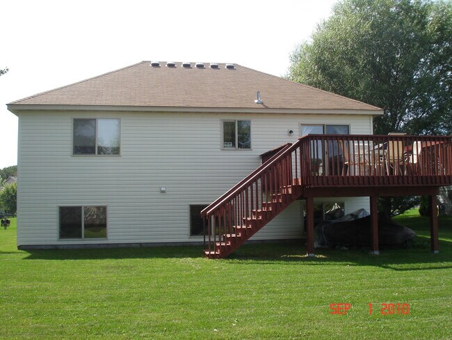 Building Photo - 8708 Troy Marquette Dr