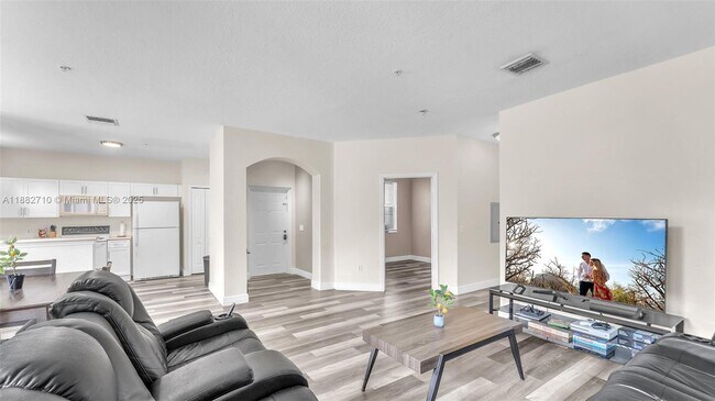 Foto del edificio - 4465 SW 160th Ave