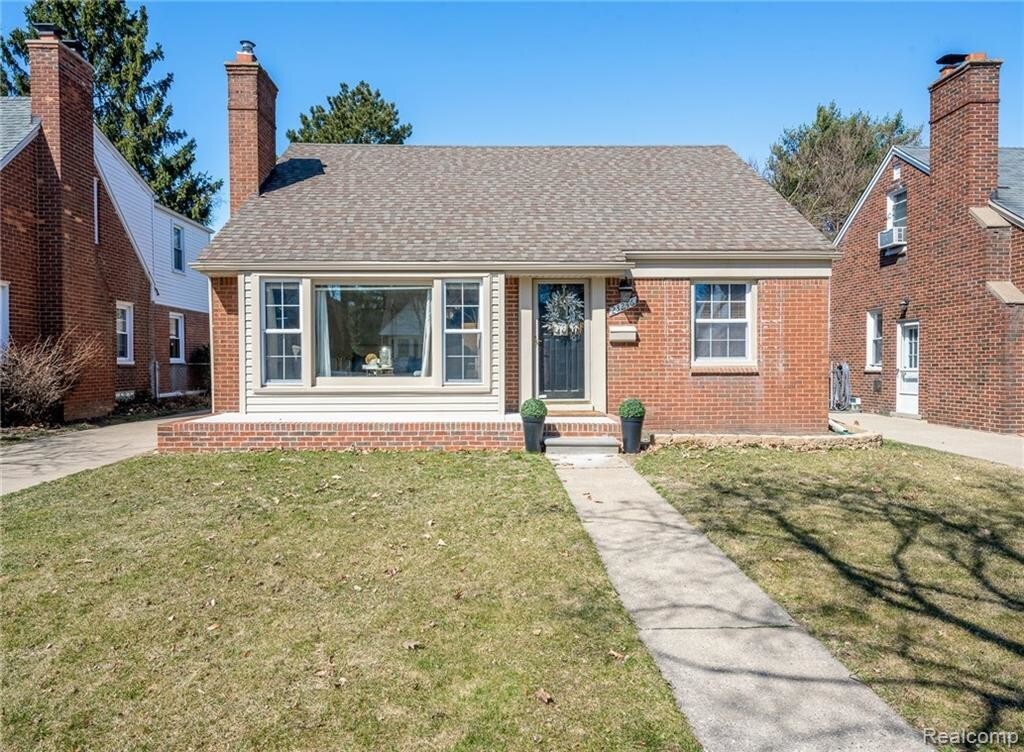 Primary Photo - 23246 Hollander St
