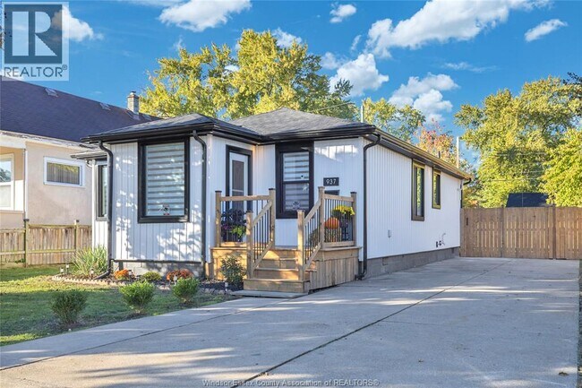 Photo du bâtiment - 937 Lauzon Rd