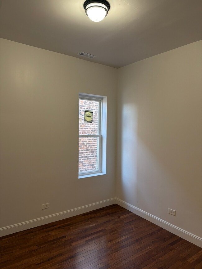 Photo - 1529 E 72nd St Apartment