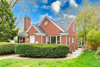 Building Photo - 1616 Morton Ave