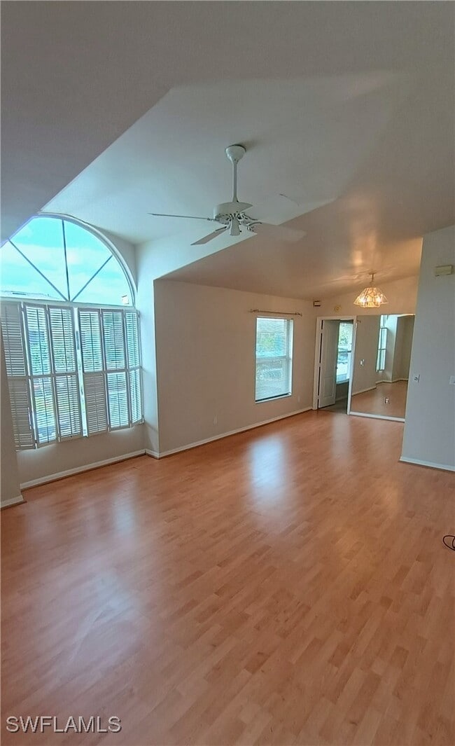 Building Photo - 13247 Whitehaven Ln