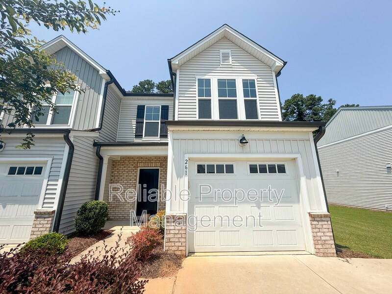 Primary Photo - 261 White Oak Ridge Dr