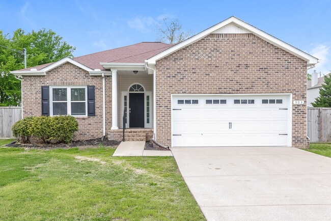 Building Photo - 903 Bexley Dr