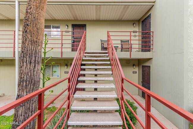 Foto del edificio - 4610 N 68th St