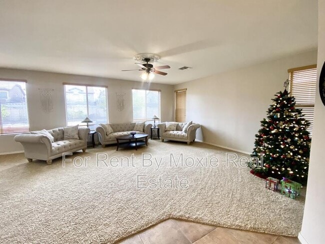 Foto del edificio - 44342 Yucca Ln