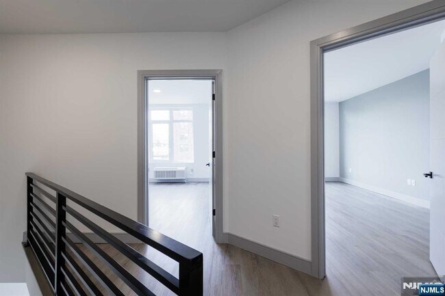 Foto del edificio - 1435 10th St