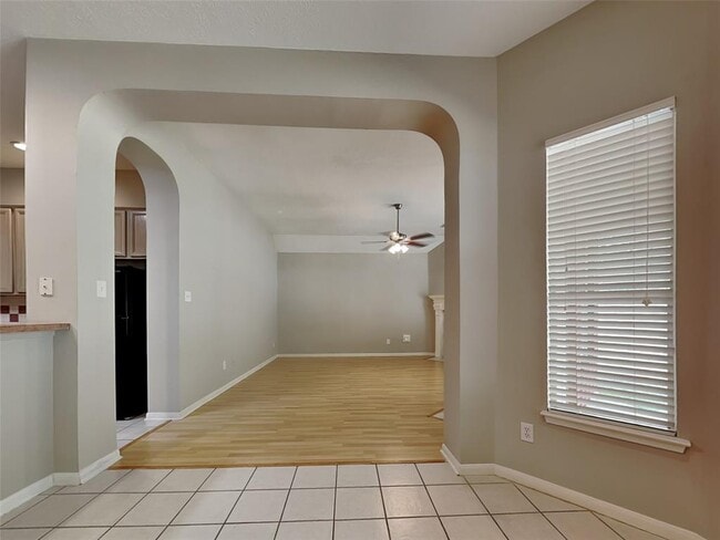 Building Photo - 18203 Polo Meadow Dr