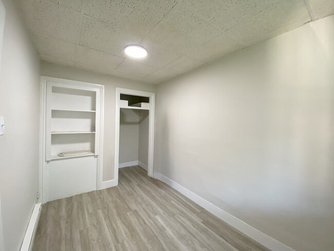 Building Photo - 123 Trenton St