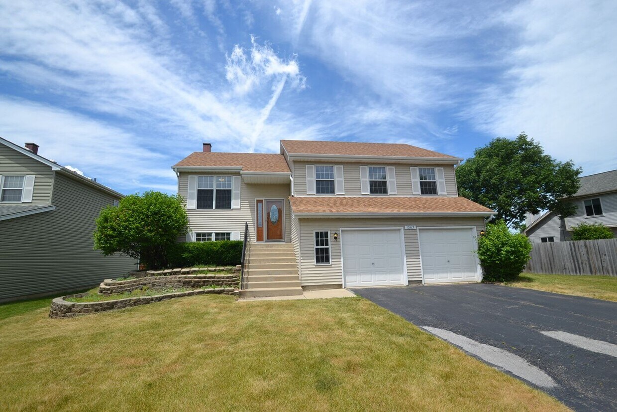 1063 Longford Rd House Rental in Bartlett, IL