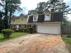 Building Photo - 1675 Lake Lucerne Rd SW