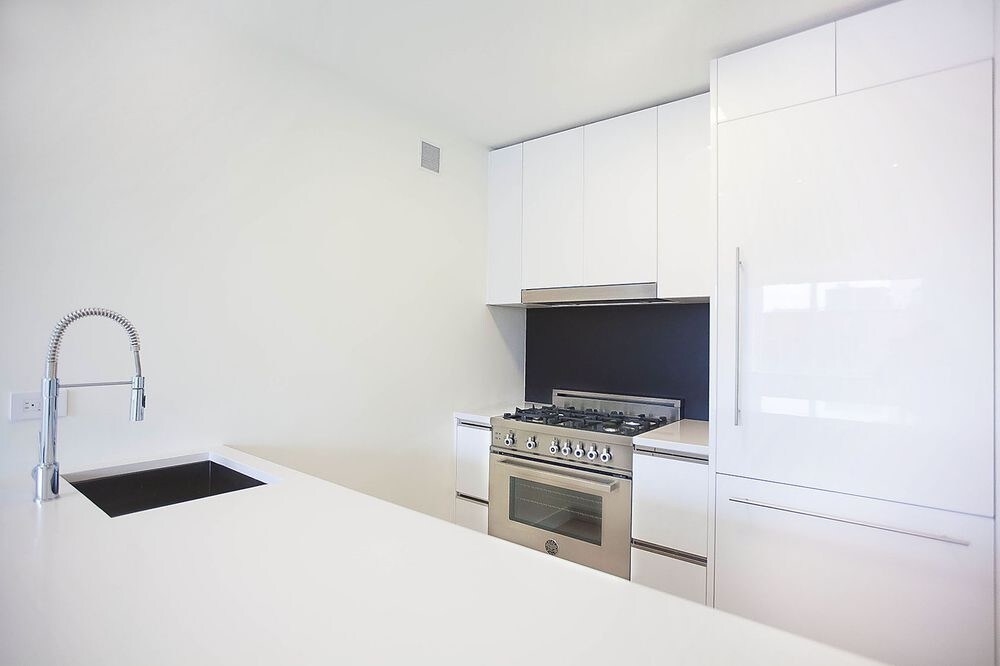 Primary Photo - 301 W 53rd St